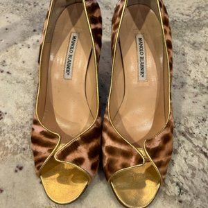 Manolo Blahnik Size 10 Pumps